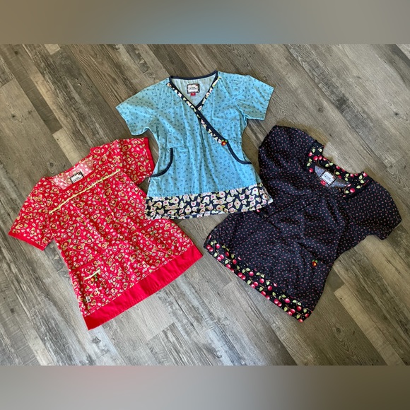 Mary Engelbreit Tops - Mary Engelbreit Scrub Top bundle
